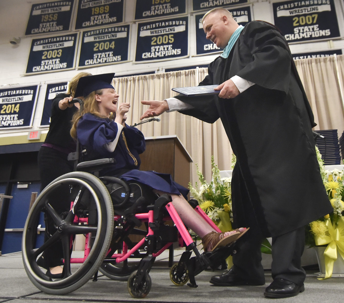 ms cburgraduation 052216 p10